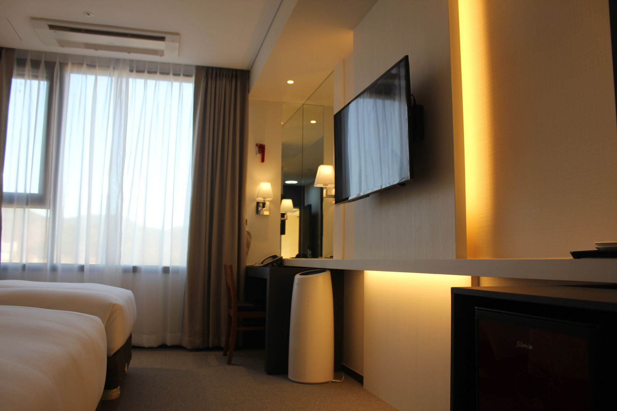 Geoje Artnouveau Suite Hotel Екстер'єр фото